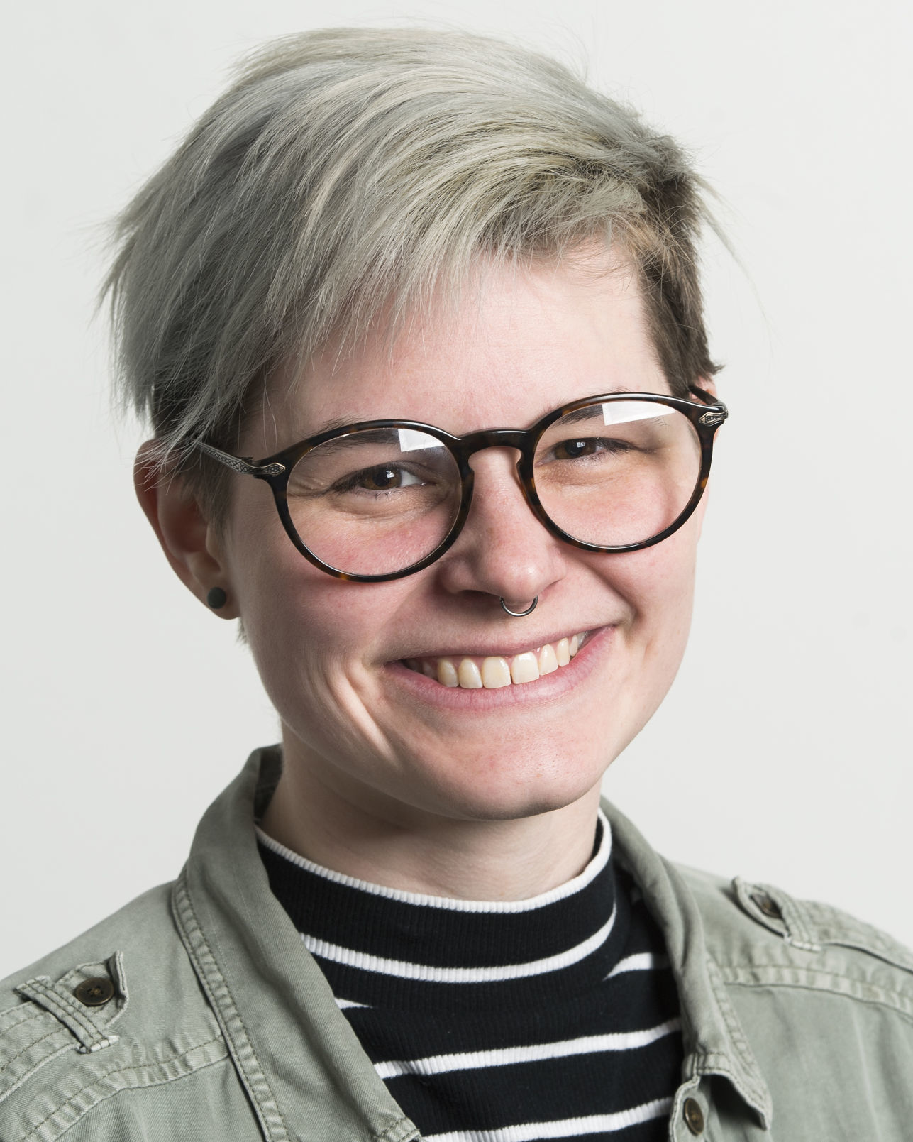 Kay Walten headshot